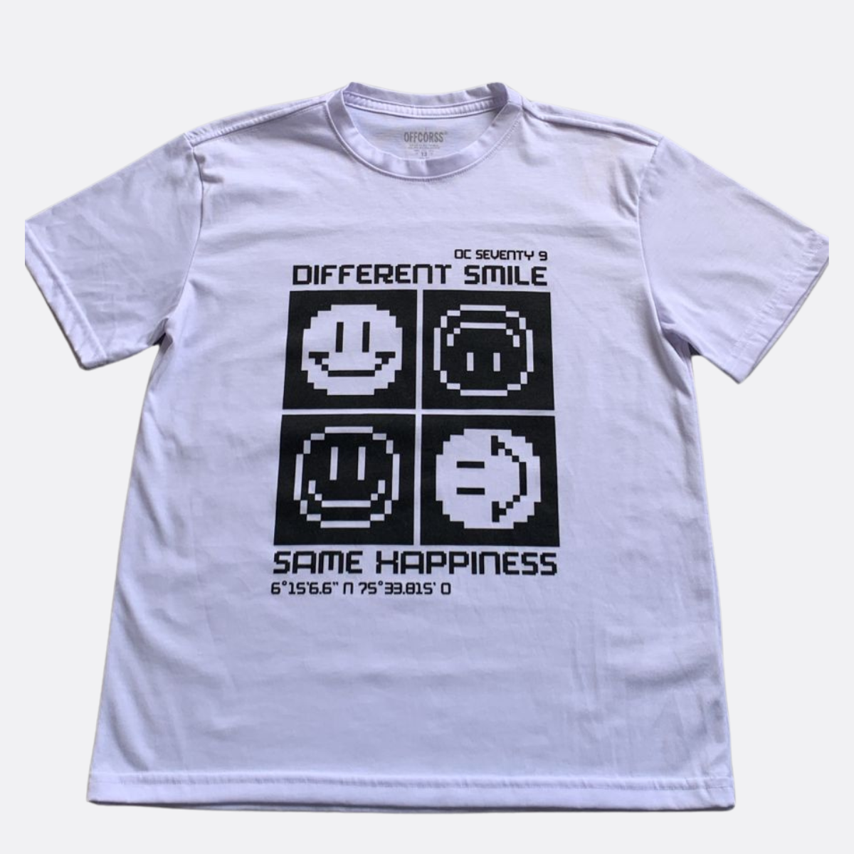 Camiseta Diferent Smile
